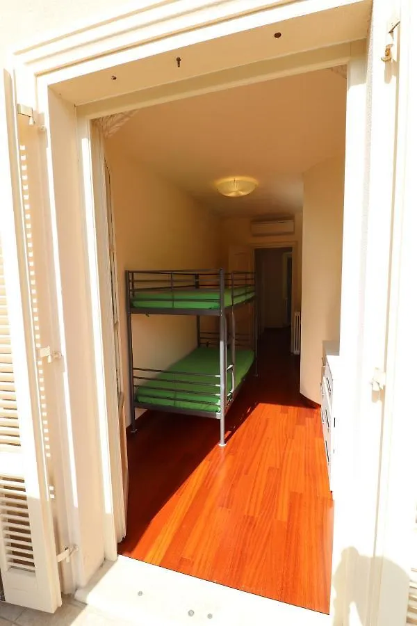 I Velieri Villa Viareggio 0*,