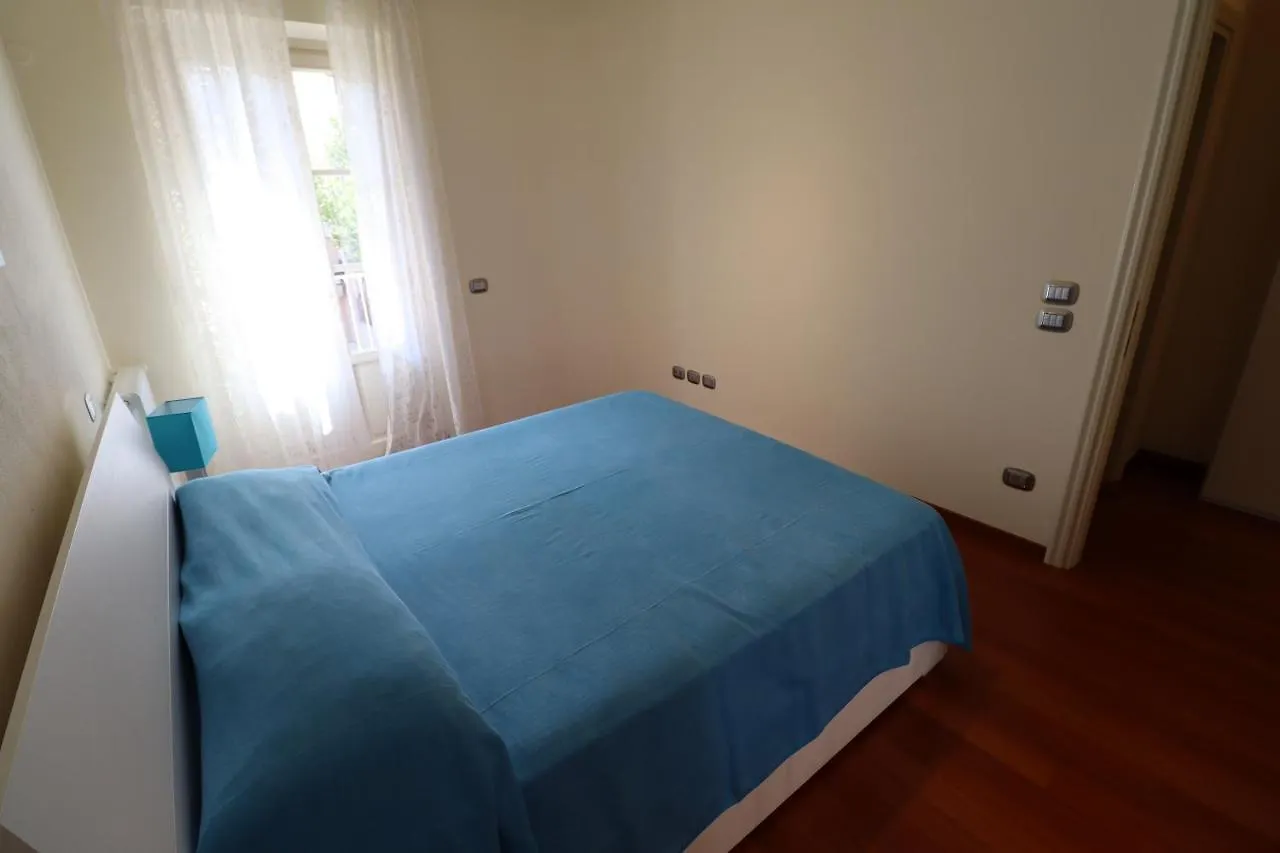 I Velieri Villa Viareggio 0*,  Italy