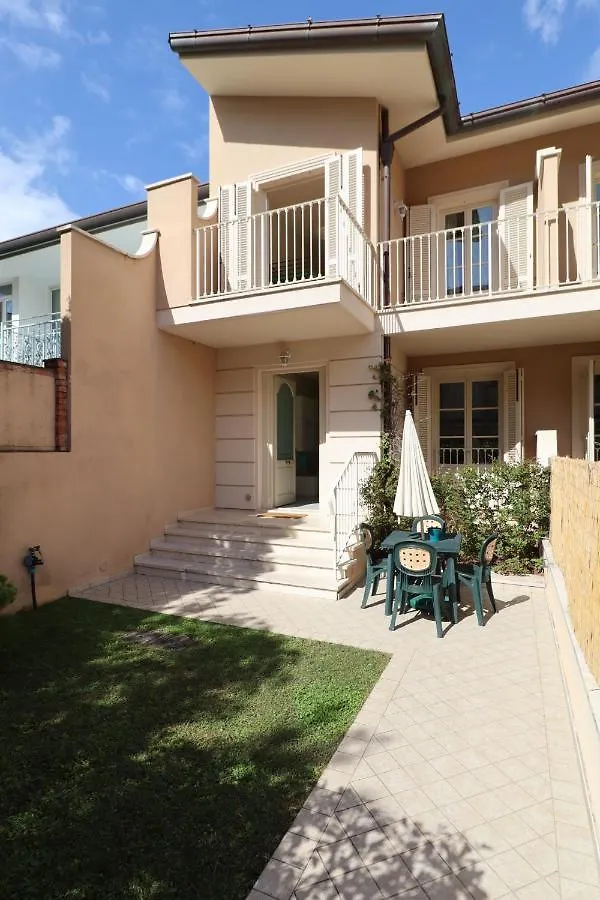 Holiday home I Velieri Villa Viareggio Italy