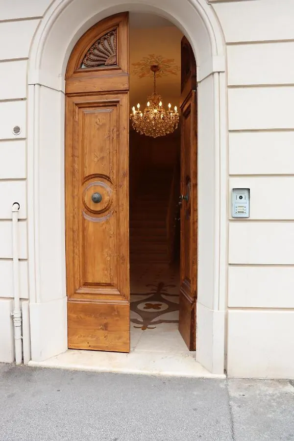 I Velieri Villa Viareggio Italy